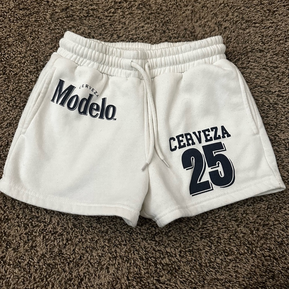 Modelo Sweat Shorts